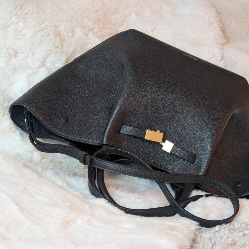 💖 LNWT Host Pick‼️❣️ Elegant Midi New York Black Leather Tote Bag 👜 - Picture 9 of 16